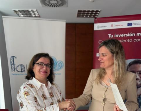 Momento de la visibilización de la firma.