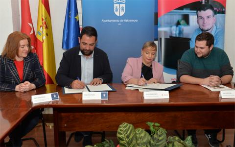 Momento de la firma